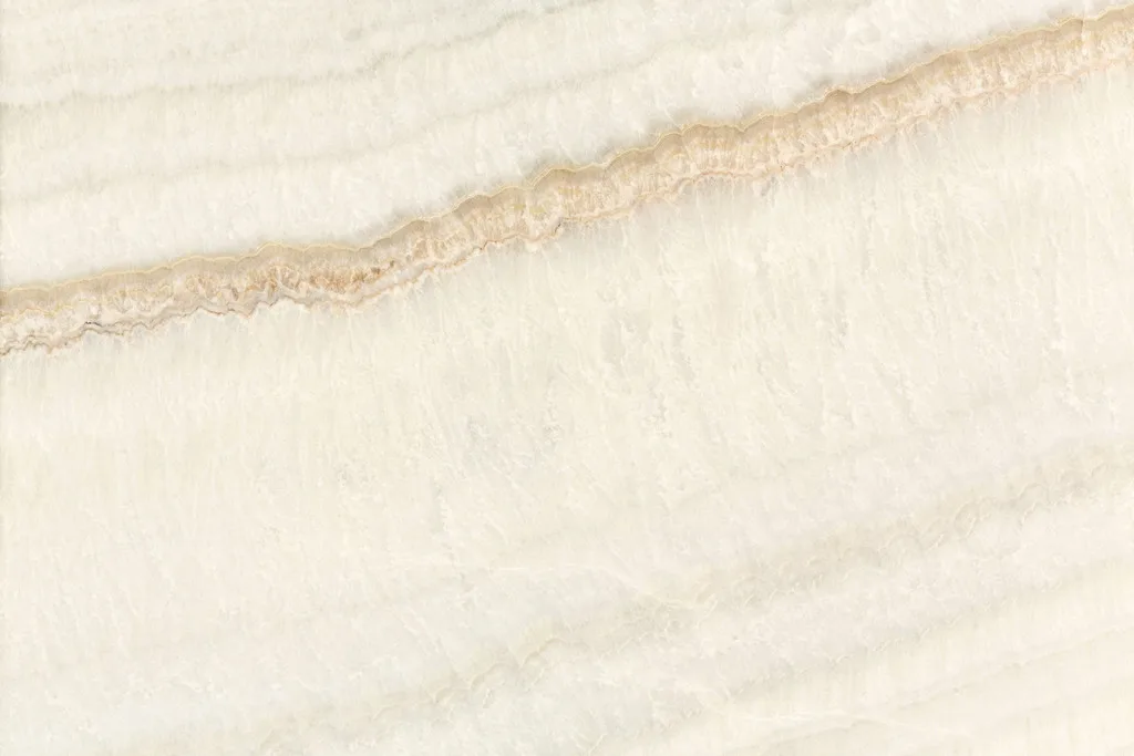 Onice Ivory